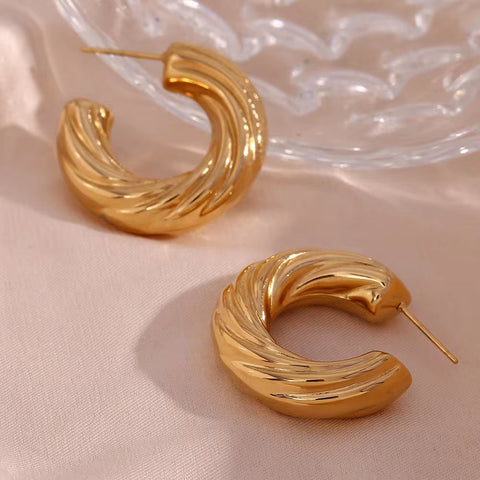 Valentine'S Day Jewelry Hollow Out Twisted Gold Hoop Earring 18K Gold Plated Stainless Steel Jewelry