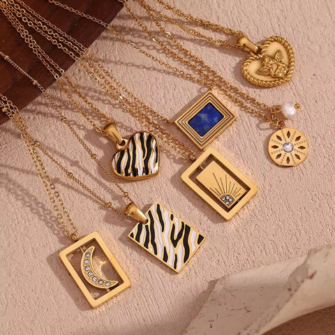 Wholesale Fashion Gold Plated Necklace Set Tarnish Free Jewelry Enamel Stainless Steel Pendant Necklace