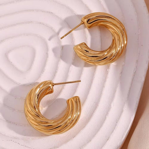 Valentine'S Day Jewelry Hollow Out Twisted Gold Hoop Earring 18K Gold Plated Stainless Steel Jewelry