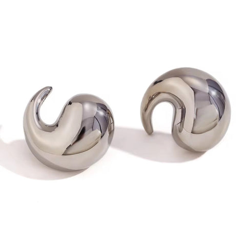 Winding Water Wave Stud Earrings