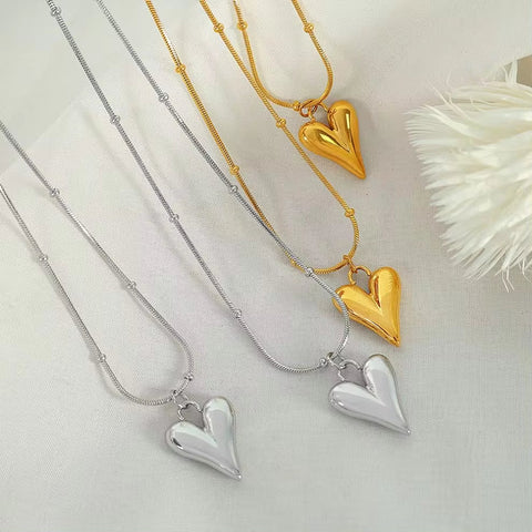 JEWELRY XL89-EH256 Simple Fresh Scenic Face Heart Necklace Earrings Heart Shape Texture Earrings Collarbone Chain Set