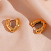 Minimalist Hollow Heart Shape Huggies Earring 18K Gold Plated Stainless Steel Hoop Earring Jewelry Women