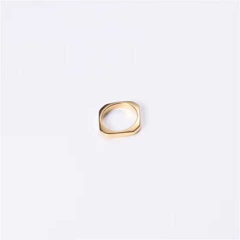 New Trendy Minimalist Non Tarnish 18K Gold Plated Stainless Steel Irregular Hexagon Square Rings Women