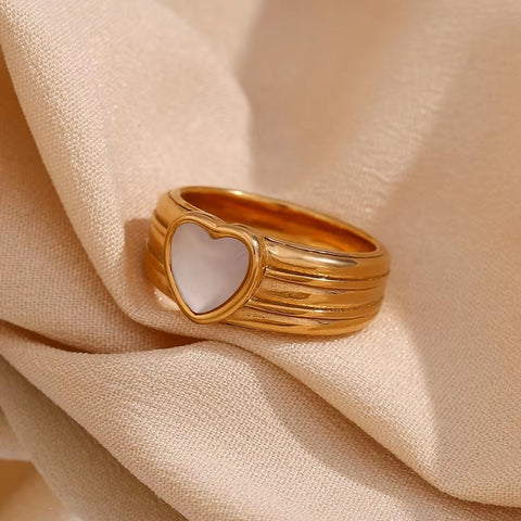 Shell Engagement Ring Heart Signet Ring Engraved Gold Plated Jewelry 316L Stainless Steel Women Jewelry