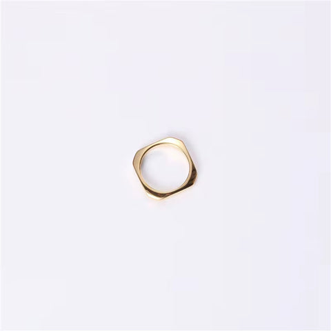 New Trendy Minimalist Non Tarnish 18K Gold Plated Stainless Steel Irregular Hexagon Square Rings Women