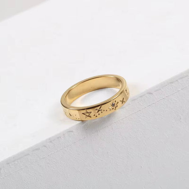 Fashion Titanium Steel Gold Plated Star and Moon Ring Retro Personality Stainless Steel Universe Galaxy Ring Woman