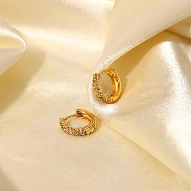 18K Gold Plated Clear Zircon Paved Hoop Earrings Waterproof Stainless Steel Zircon Huggie Earring