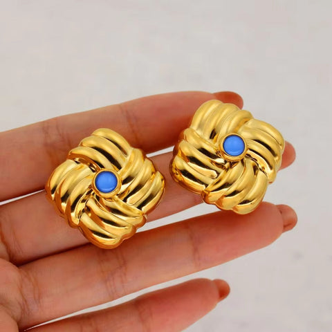 Classic Textured Geometric Stainless Steel Ear Stud Girl Women'S Golden Jewelry Square Knot Earrings Wholesale