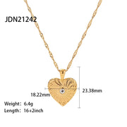 Waterproof Blade Chain Texture Heart Necklace Stainless Steel Clear Zircon Heart Pendant Necklace