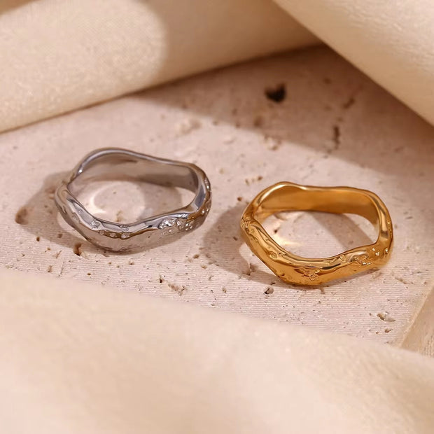 Hammered Water Wave Signet Ring Gold Plated Jewelry Tarnish Free Engagement Rings Stainless Steel Jewelry