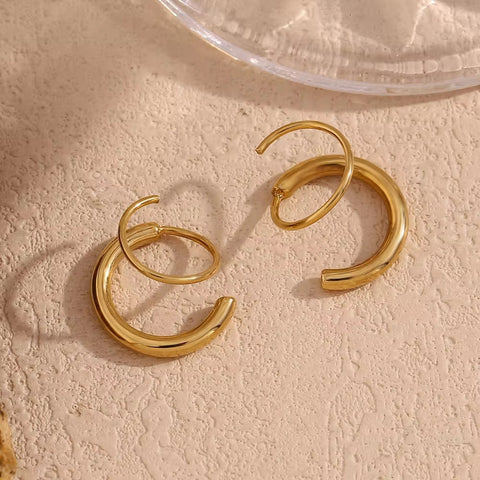 Minimalist Earrings Winding Gold Plated Stud Earrings