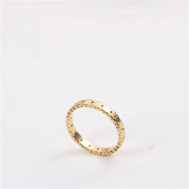 18K PVD Gold Plated 316L Stainless Steel Minimalist Daisy Thin Knuckle Ring