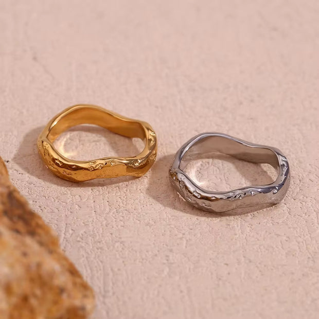 Hammered Water Wave Signet Ring Gold Plated Jewelry Tarnish Free Engagement Rings Stainless Steel Jewelry