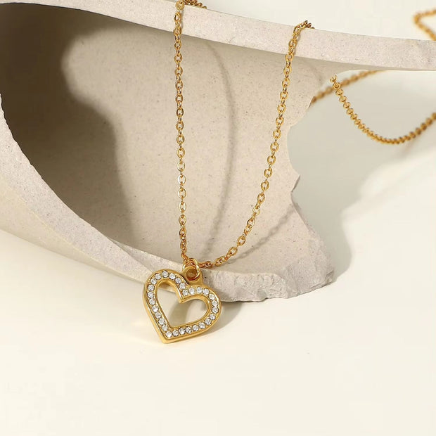 New Arrival 18K PVD Gold Plated Heart Necklace Stainless Steel Clear Zircon Hollow Heart Pendant Necklace for Women