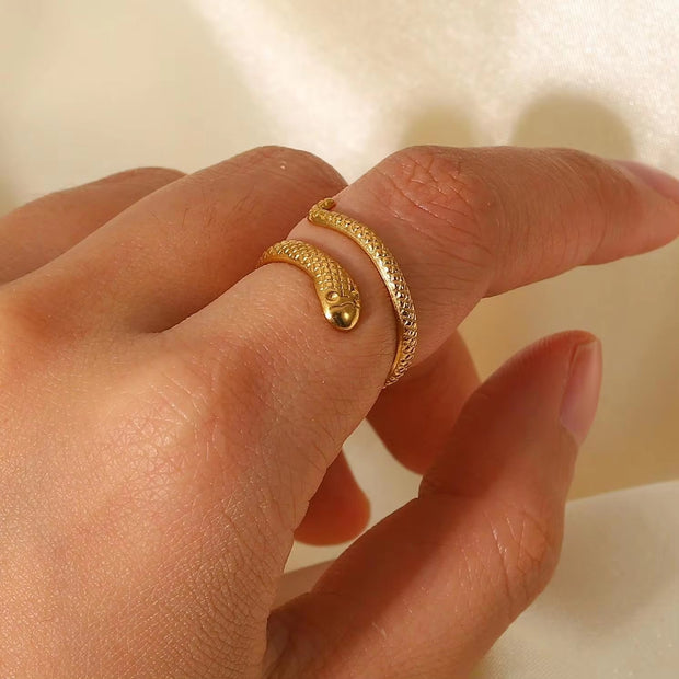 Vintage 18K Gold Plated Stainless Steel Snake Shape Adjustable Finger Rings for Women Party Jewelry