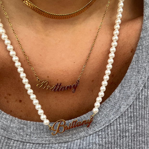 Custom/Personalized Pearl Nameplate Necklace